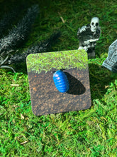 Load image into Gallery viewer, Blue (iridovirus) Isopod Pin
