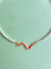 Load image into Gallery viewer, Earthworm Pearl Necklace
